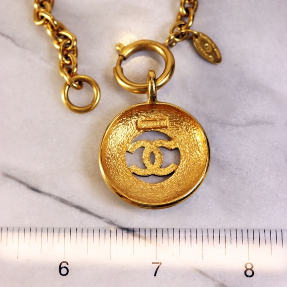 Chanel CC Logo Pendant Necklace with Spring Ring Clasp and Oval Cartouche ID Tag - Picture 8 of 16